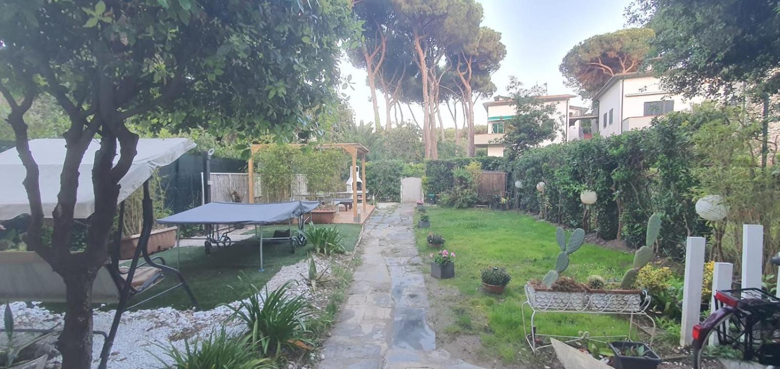 Domusauroom, Relax Nel Cuore Della Versilia - Pet Friendly فياريجيو المظهر الخارجي الصورة