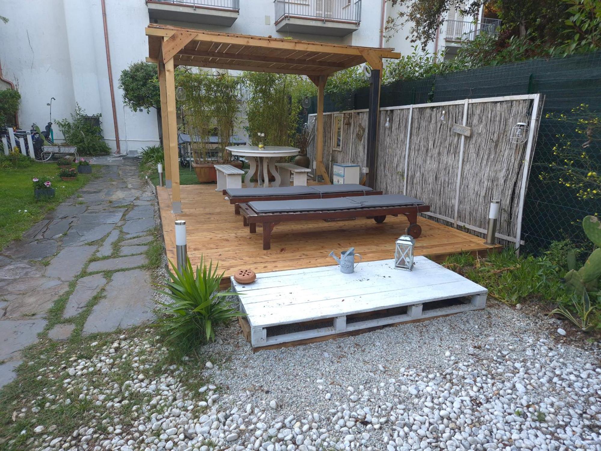 Domusauroom, Relax Nel Cuore Della Versilia - Pet Friendly فياريجيو المظهر الخارجي الصورة